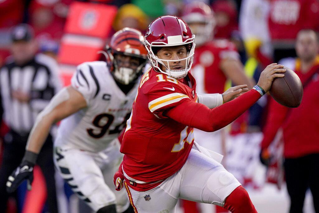 2023 NFL MVP odds (Patrick Mahomes favored to repeat, eight players shorter  than 20/1