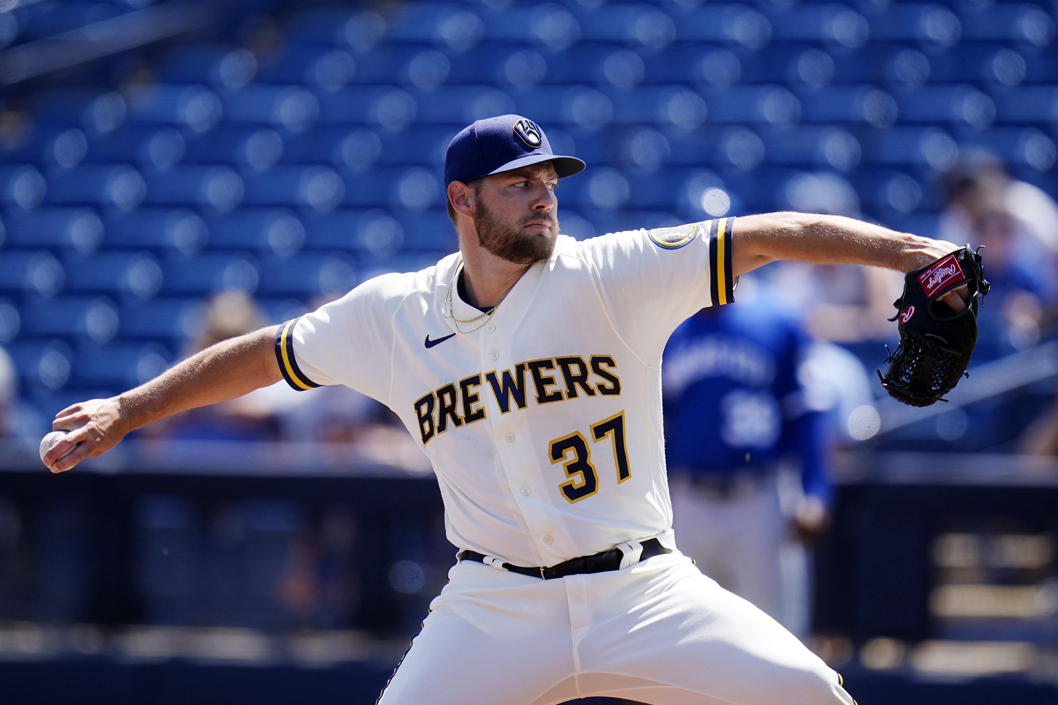 Astros vs. Brewers Predictions, Betting Odds, Picks 740 p.m. ET Monday