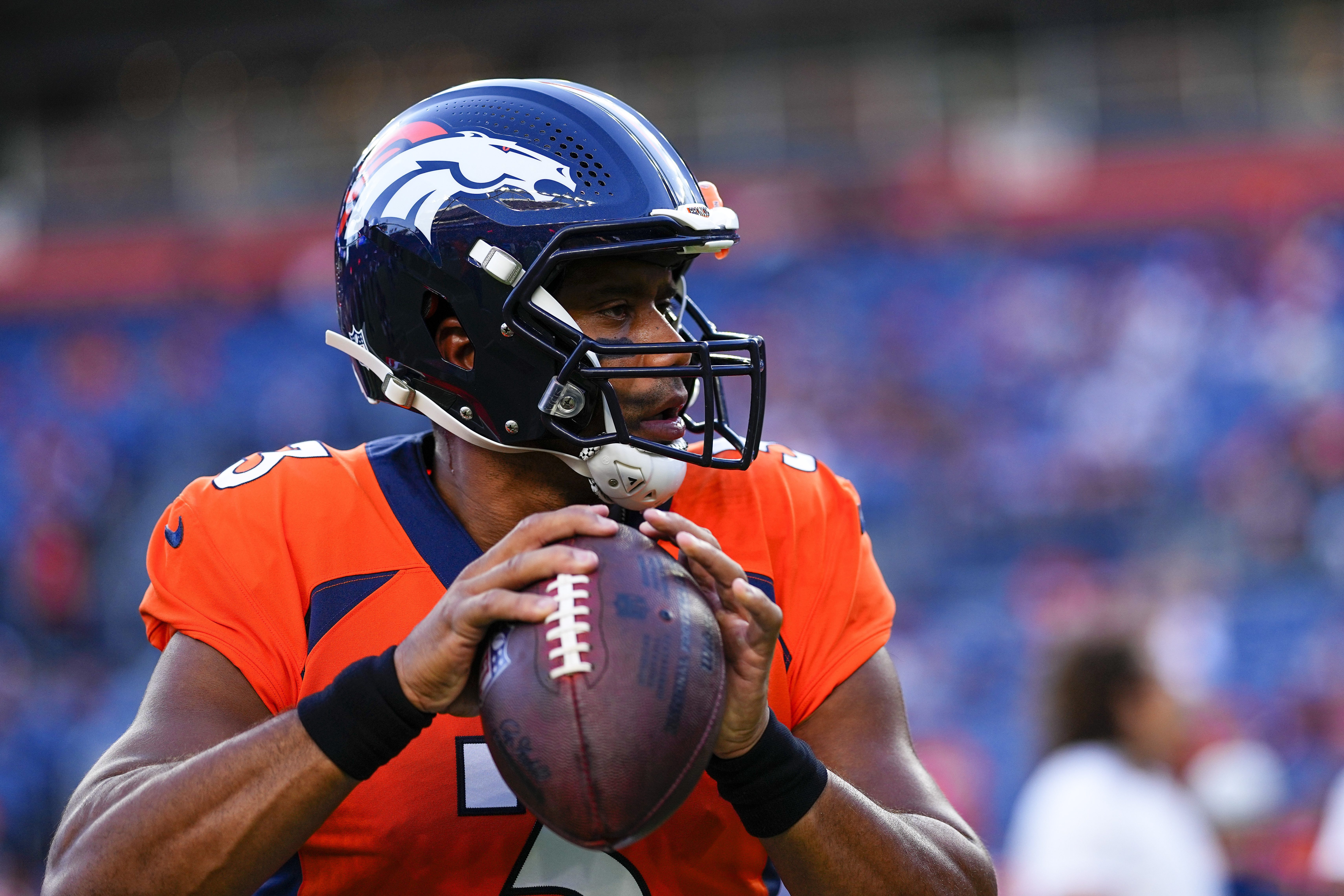 Tennessee Titans vs Denver Broncos betting odds, point spread